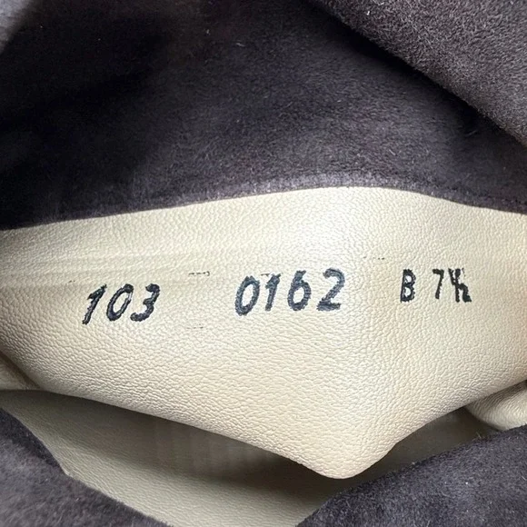 GUCCI Suede Knee High Boots Kitten Heel Pointed Toe Brown Women's Size 7.5 w box - Picture 3 of 16